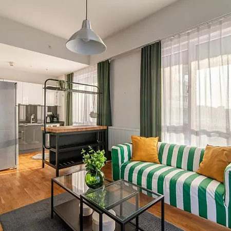 דירה Modern Flat In Istanbul, 10 Min To Airport Metro איסטמבול