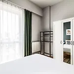 Modern Flat In Istanbul, 10 Min To Airport Metro *